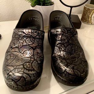 Dansko Clogs - Metallic
